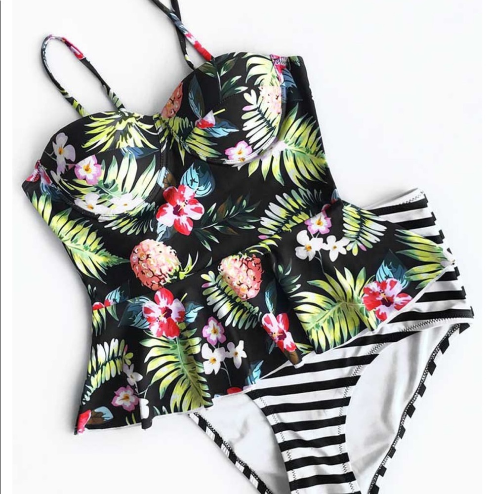 Cupshe Time Slips Away Floral Tankini Set Size M